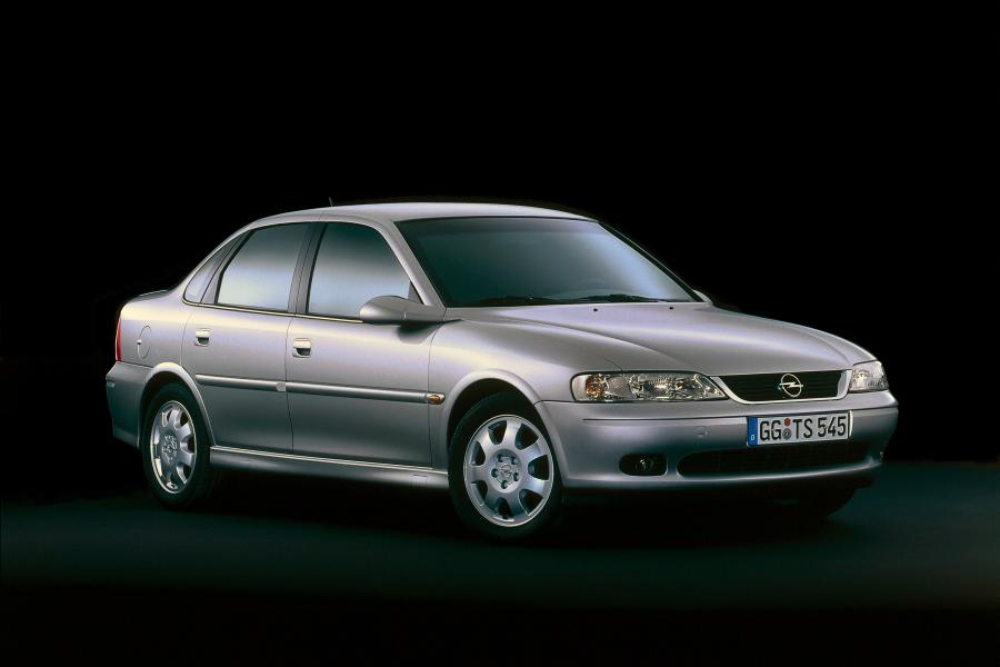  Opel Vectra Sedan (B) 1999 года  (фото 11 из 31)